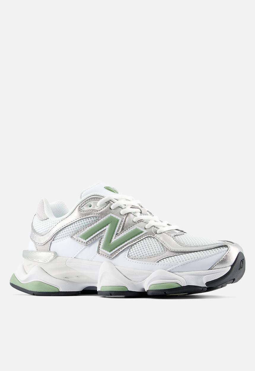 New Balance  - 9060 v1