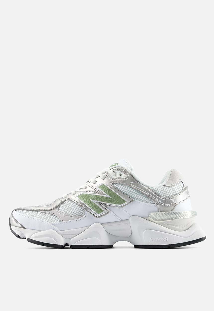 New Balance  - 9060 v1