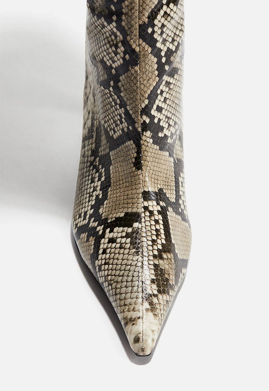 H&M - Knee-high boots - beige/snakeskin pattern