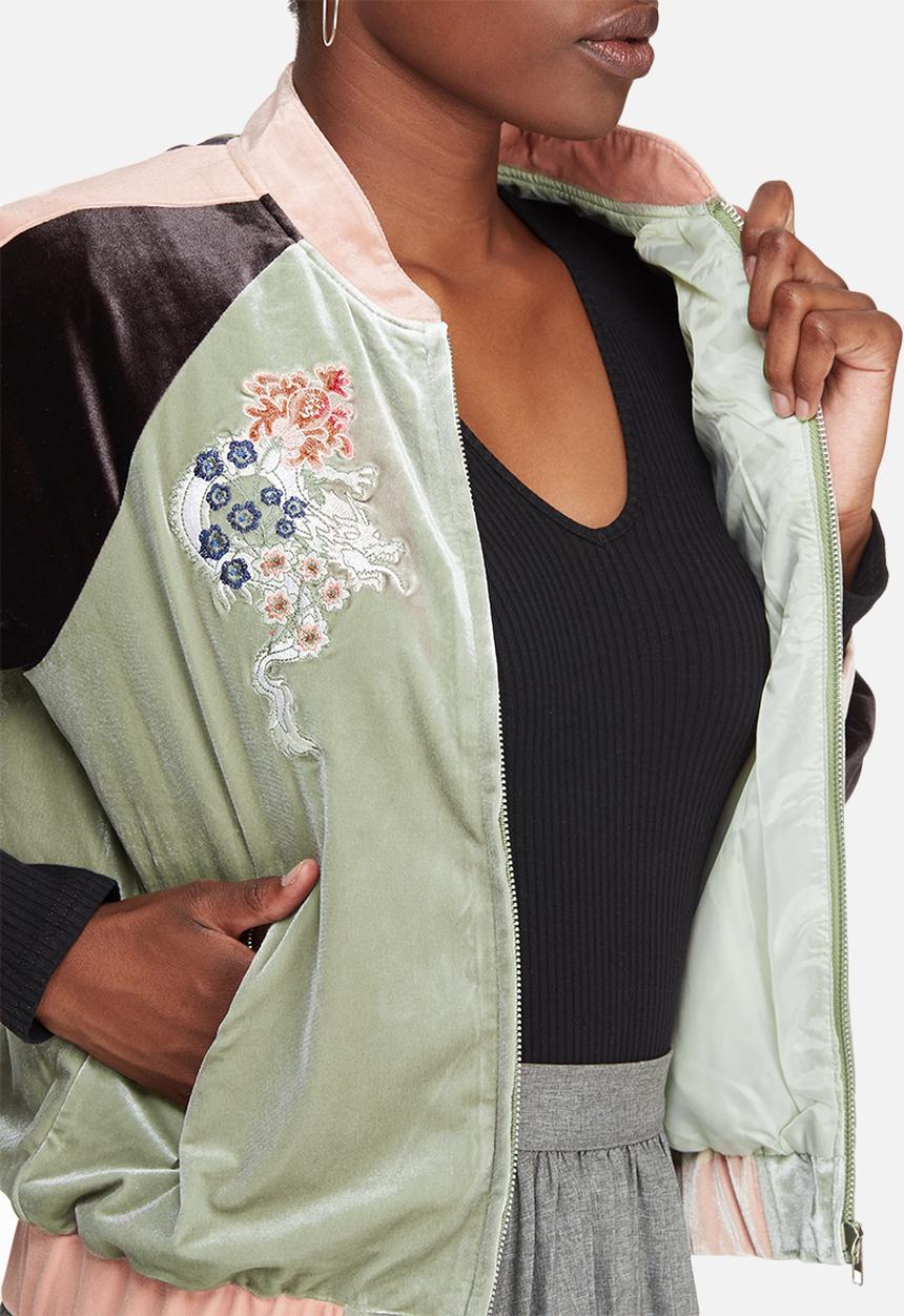 Glamorous - Contrast velvet bomber 