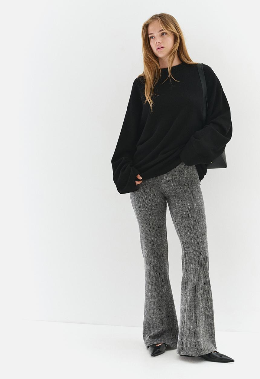 H&M - Flared trousers - black & grey patterned