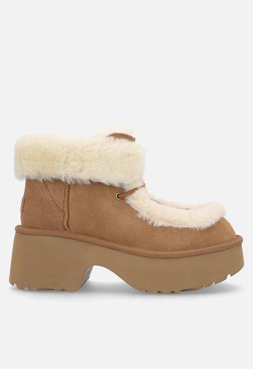 UGG® - New heights/esmee lace up - chestnut