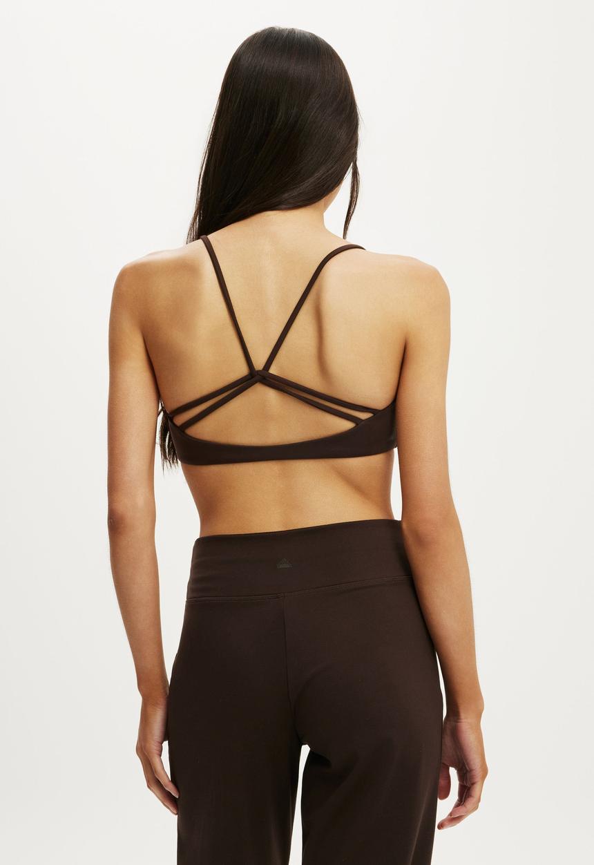 Cotton On - Ultra Soft Scoop V Crop - French Roast
