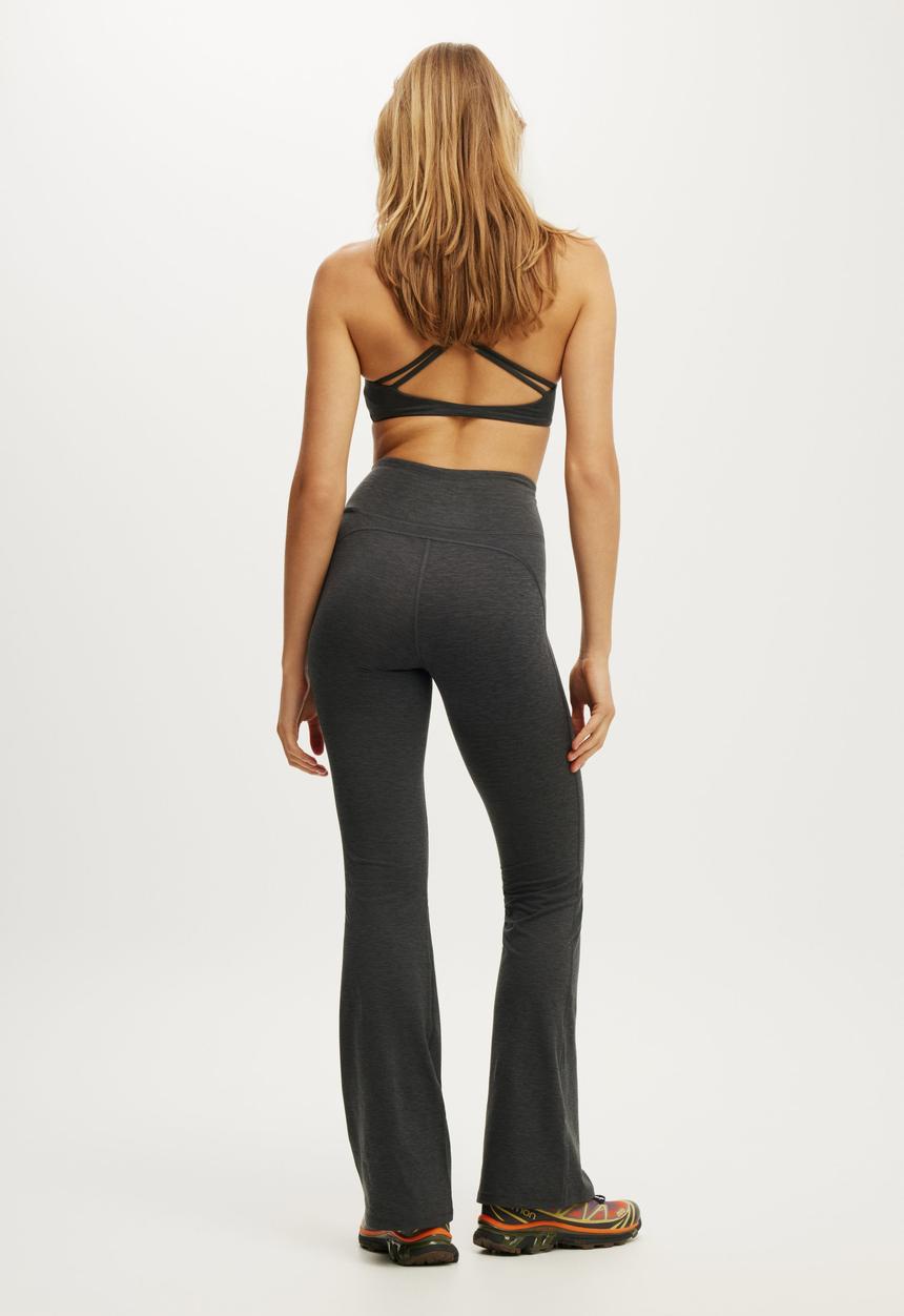 Cotton On - Ultra Soft Scoop V Crop - Dark Grey Marle