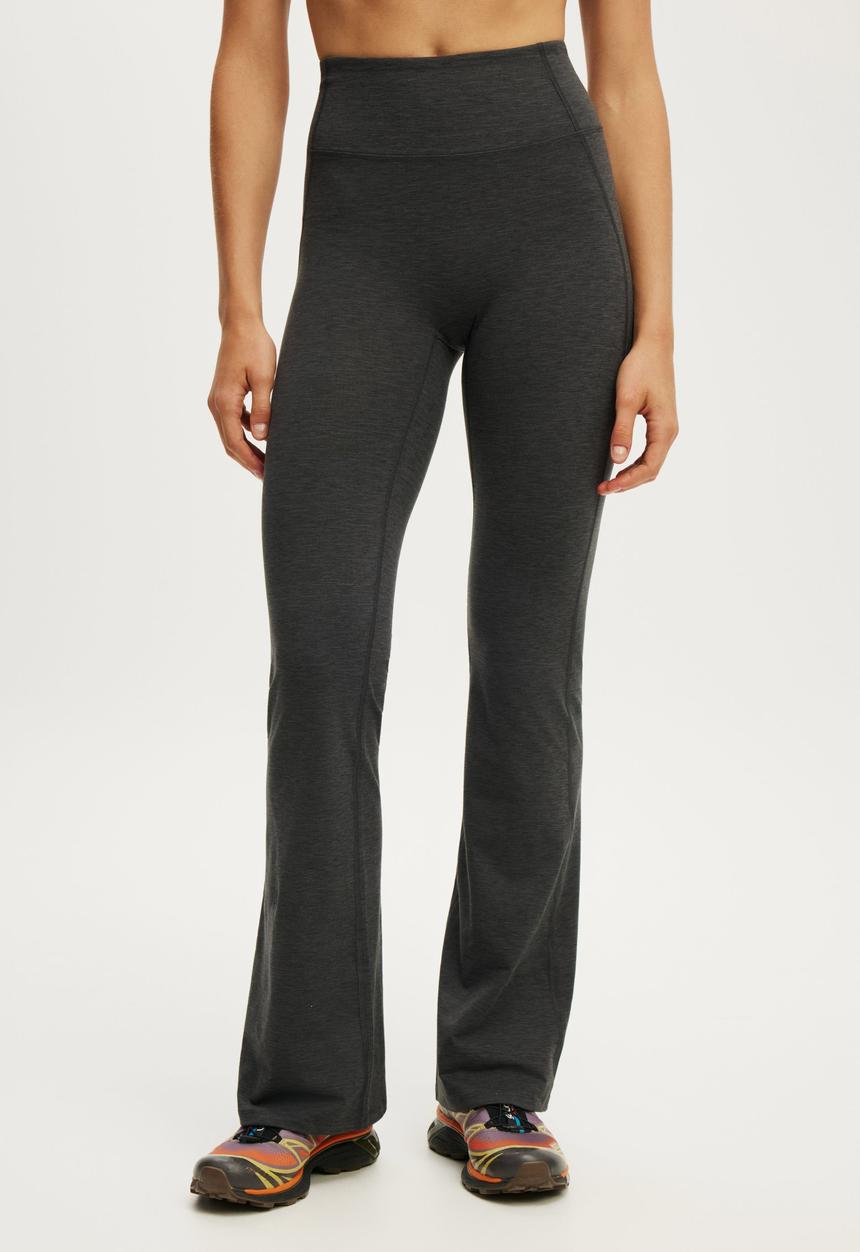 Cotton On - Ultra Soft Scoop V Crop - Dark Grey Marle