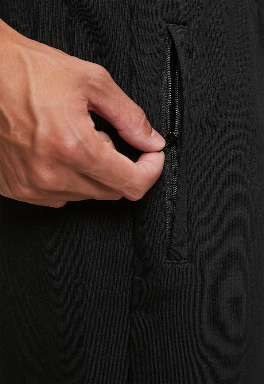 adidas Originals - ESS Short  - black
