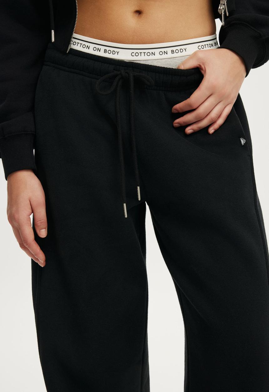Cotton On - Plush Adjustable Balloon Sweatpant - Black
