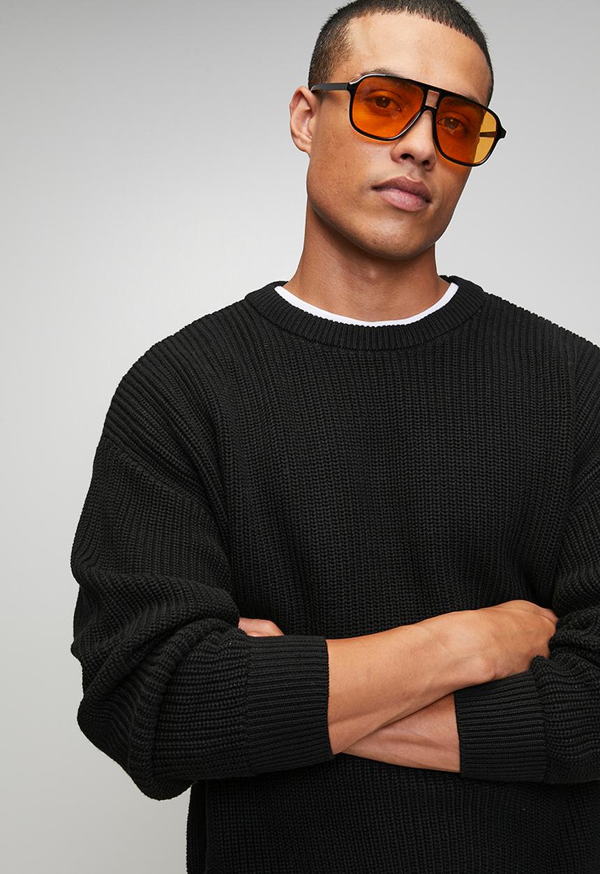 Cotton On - Box Fit Crew Knit - Jet Black