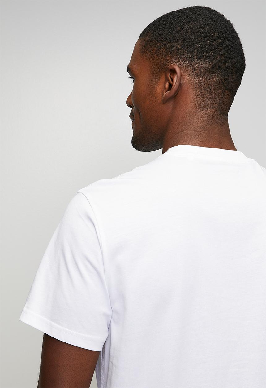 GUESS - Cn Short sleeve Small Logo Tee - Pure White