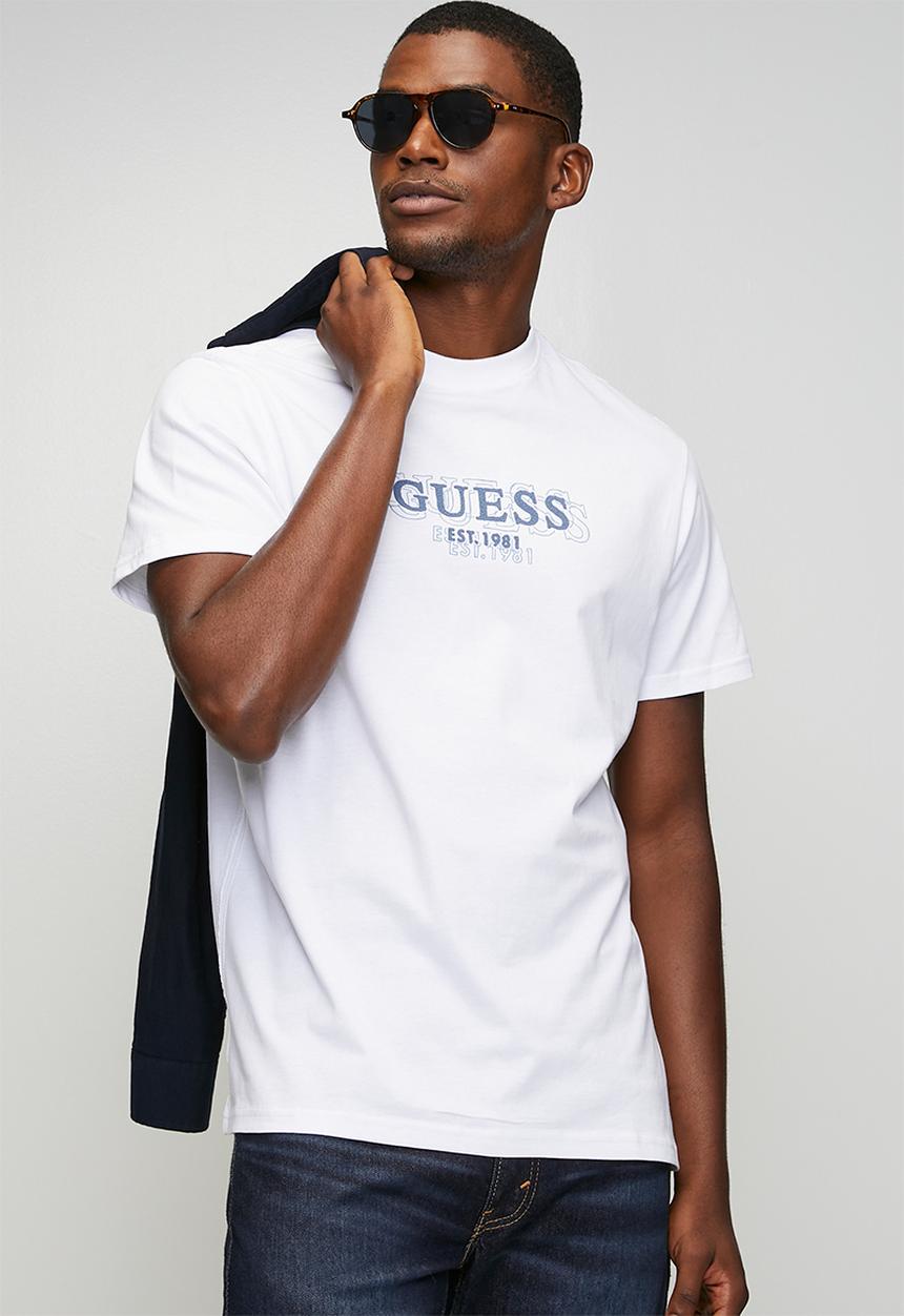 GUESS - Cn Short sleeve Small Logo Tee - Pure White