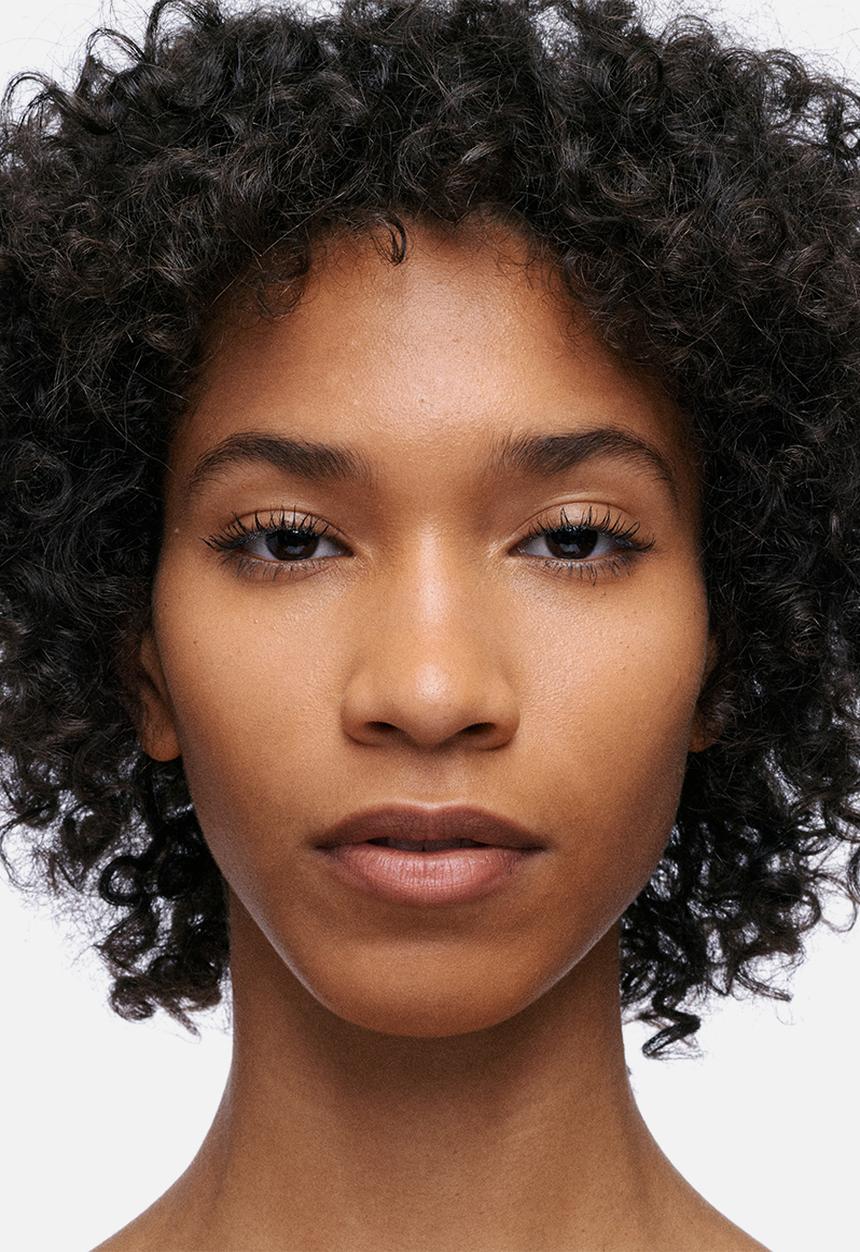 MAC - Studio Fix 36HR Smooth Angles Concealer - NC45