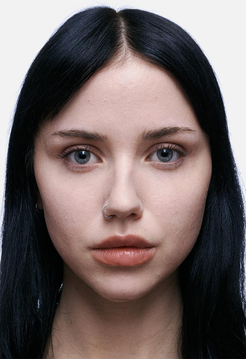 MAC - Studio Fix 36HR Smooth Angles Concealer - NC10