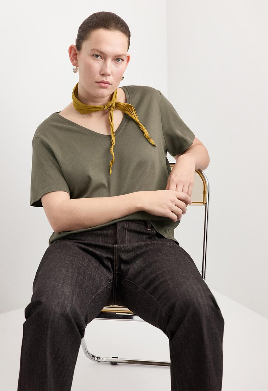 MANGO - Plus t-shirtritapi - khaki