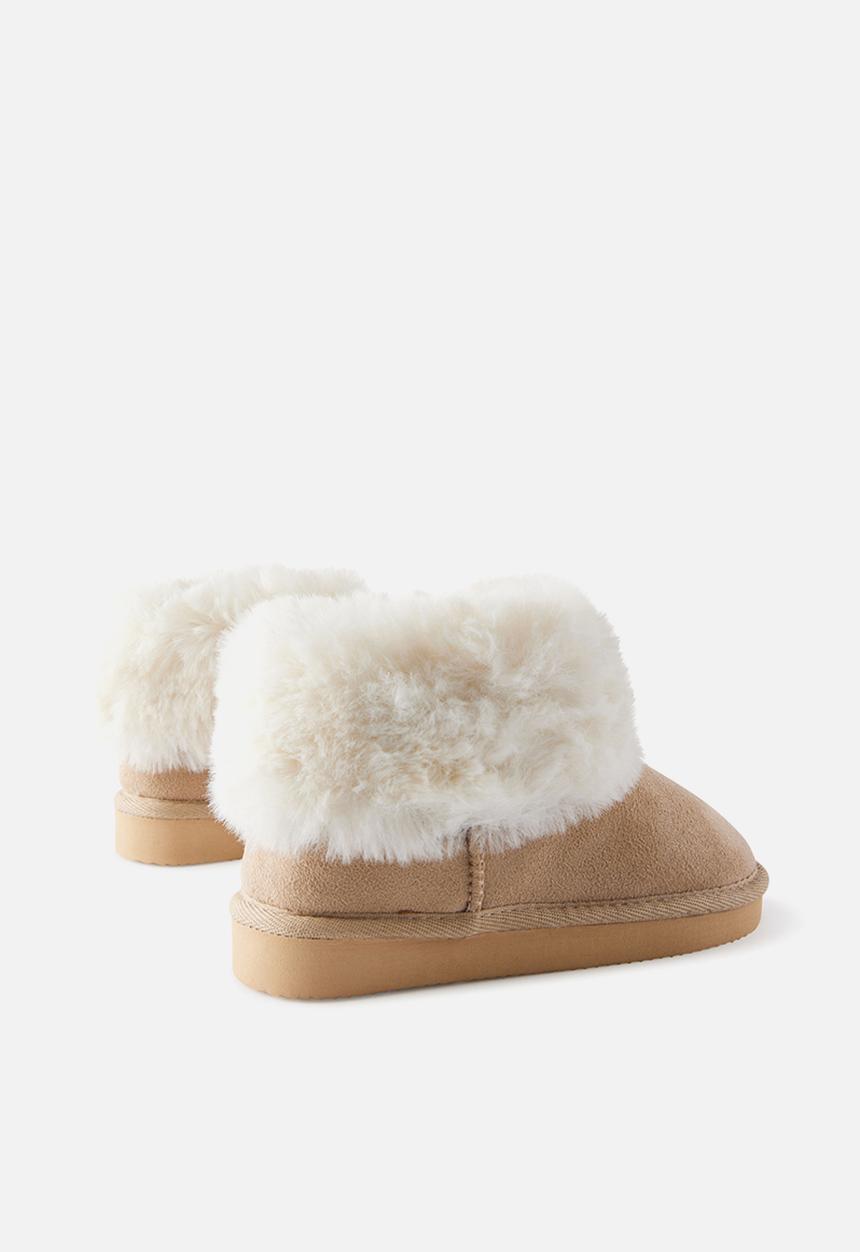 Cotton On - Kids Home Boot - Latte Cream