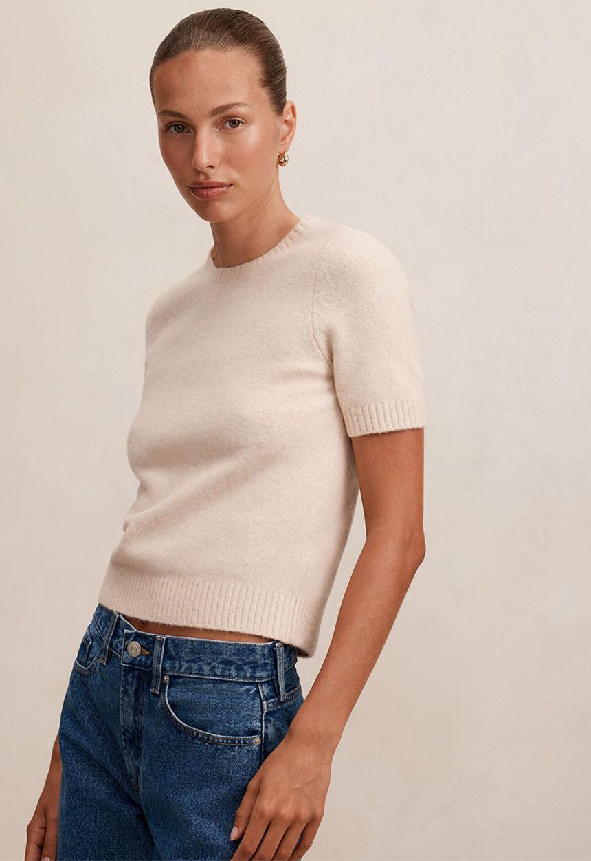Forever New - Lucy knitted t-shirt in neutral pink
