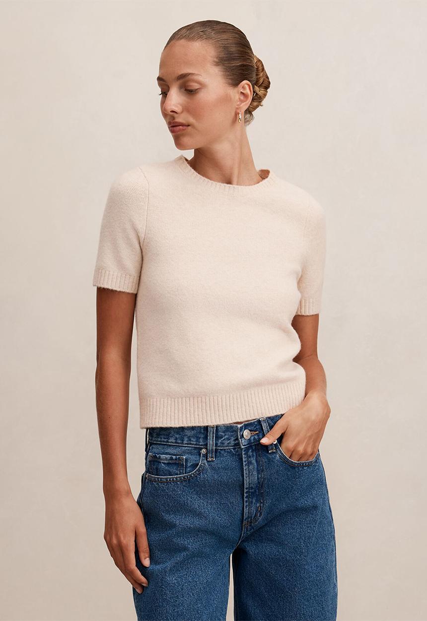 Forever New - Lucy knitted t-shirt in neutral pink