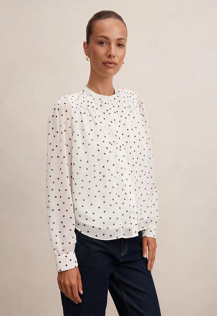 Forever New - Rory sheering blouse in cream bower spot