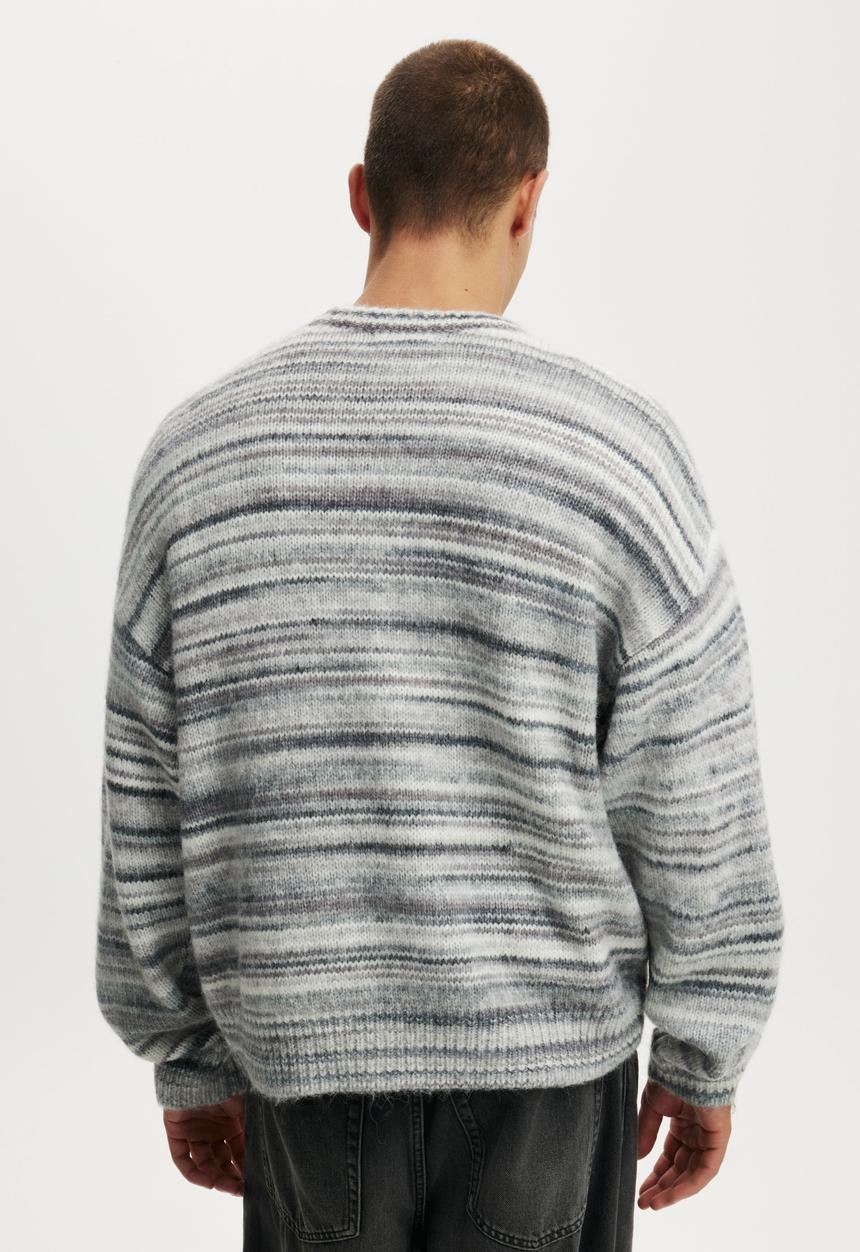 Cotton On - Box Fit Fuzzy Crew Knit - Grey Stripe