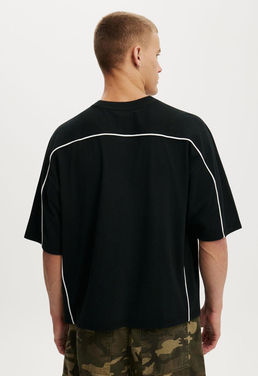 Cotton On - Cropped Fit T-Shirt - Black/White