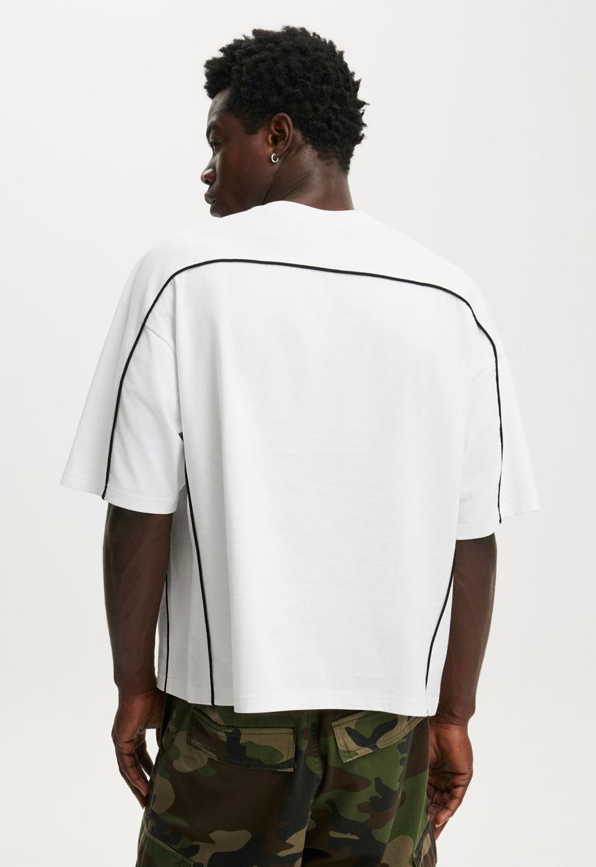 Cotton On - Cropped Fit T-Shirt - White/Black