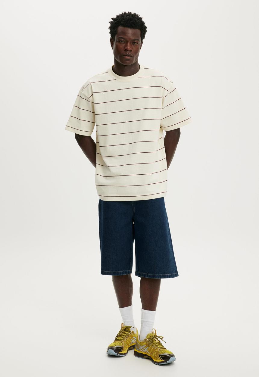 Cotton On - Box Fit T-Shirt - Creampuff / True Burgundy Stripe