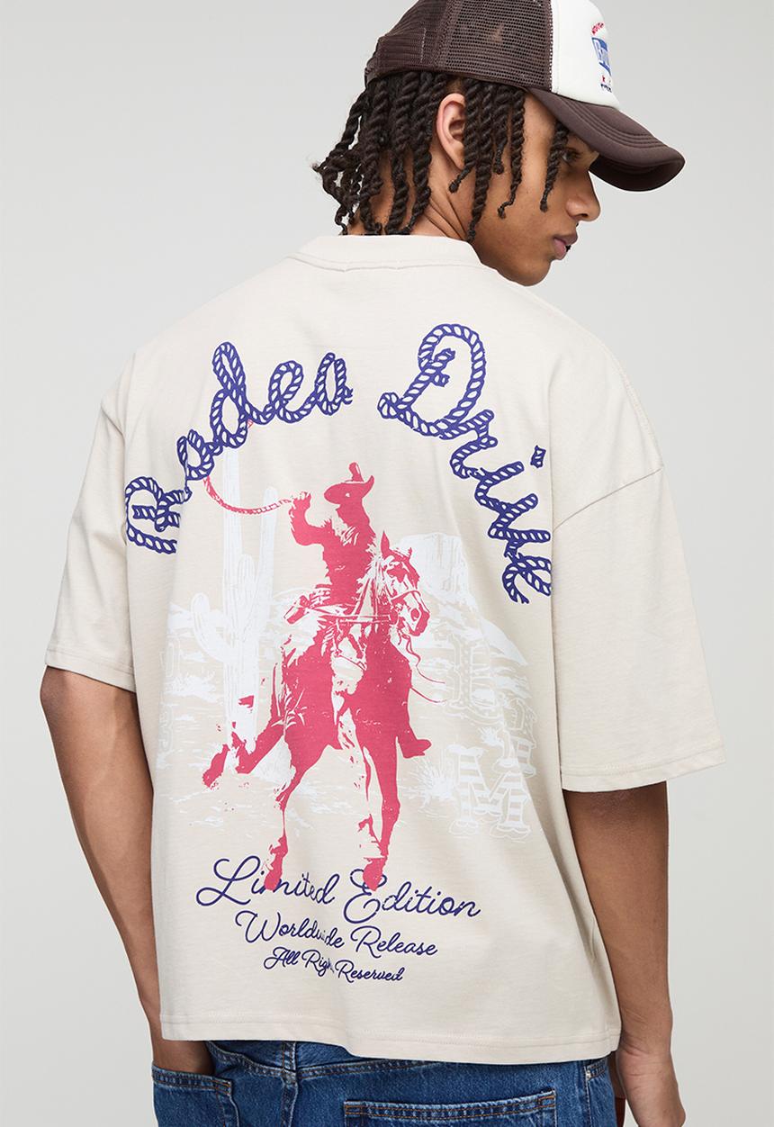 boohooMAN - Oversized Boxy Rodeo Drive Western Graphic T-Shirt - Stone