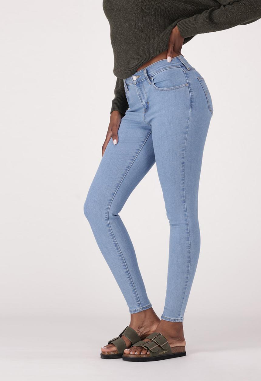 Levi’s® - Curvy hirise superskinny - cool keeper