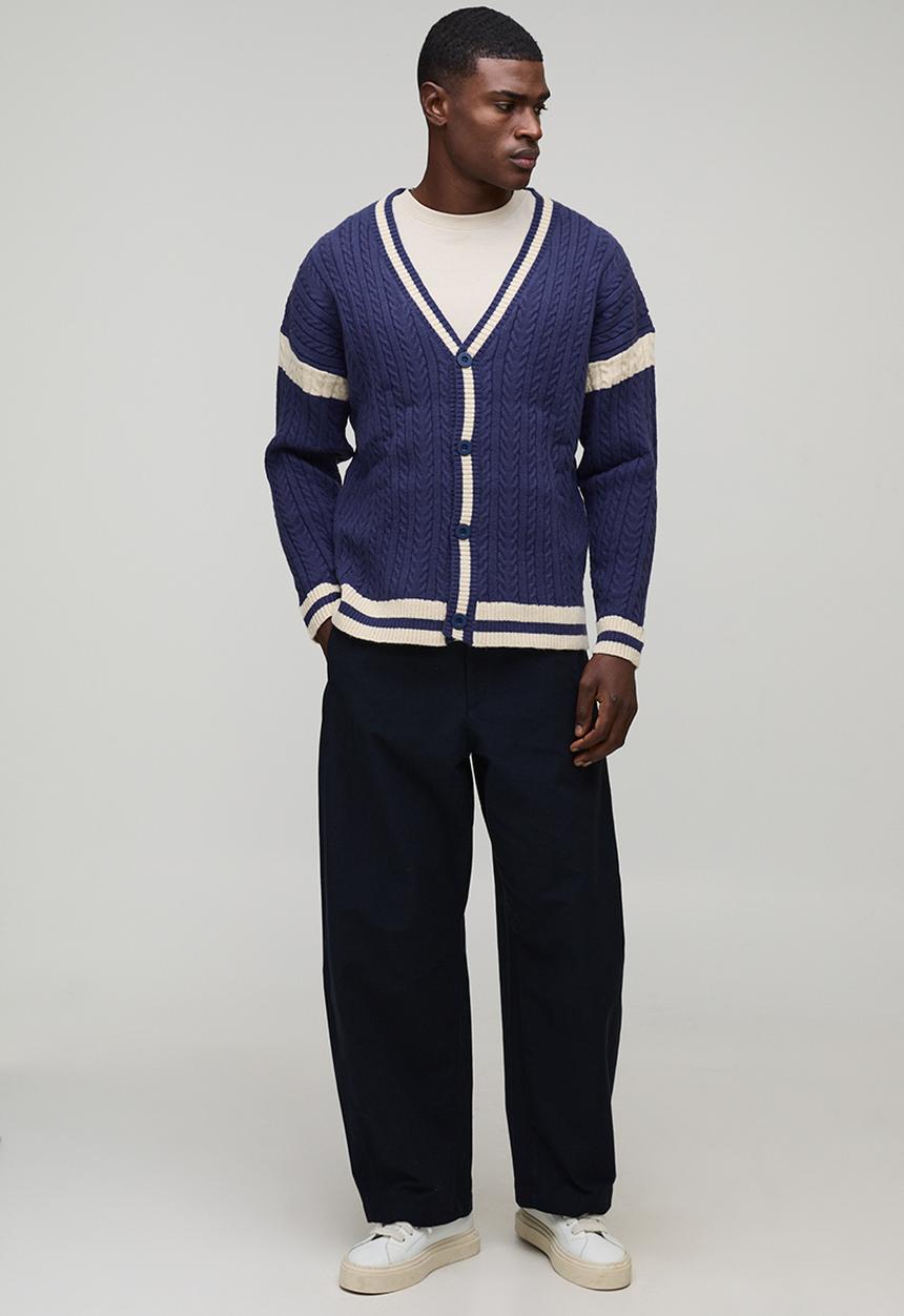 boohooMAN - Oversized Drop Shoulder Boucle Cable Knitted Preppy Cardigan-Navy