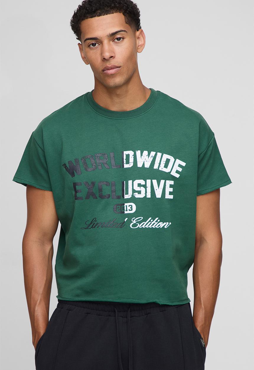 boohooMAN - Forest Oversized Cropped Loopback Worldwide Raw Edge T-Shirt - Forest