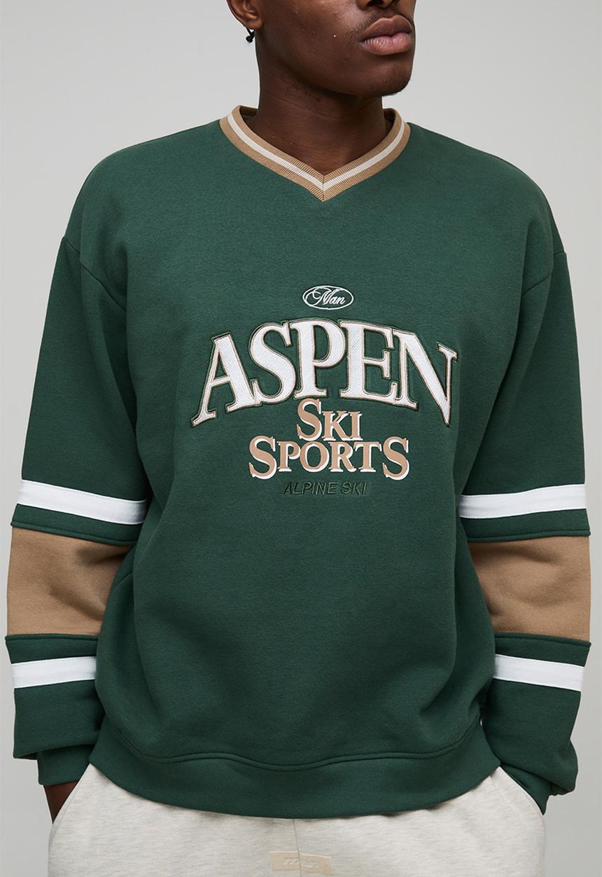 boohooMAN - Oversized V Neck Aspen Sweatshirt - Forest