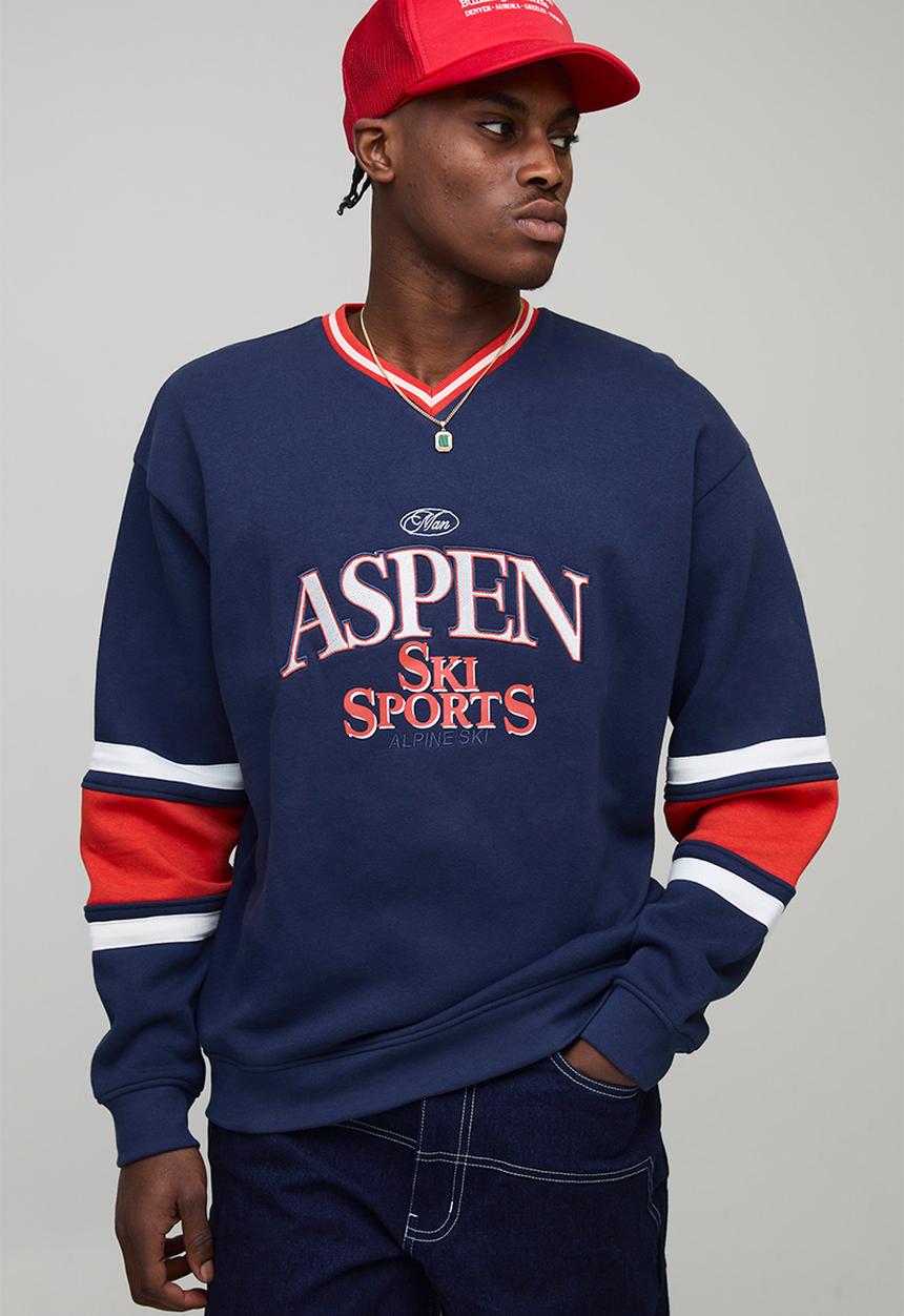 boohooMAN - Oversized V Neck Aspen Sweatshirt - Navy