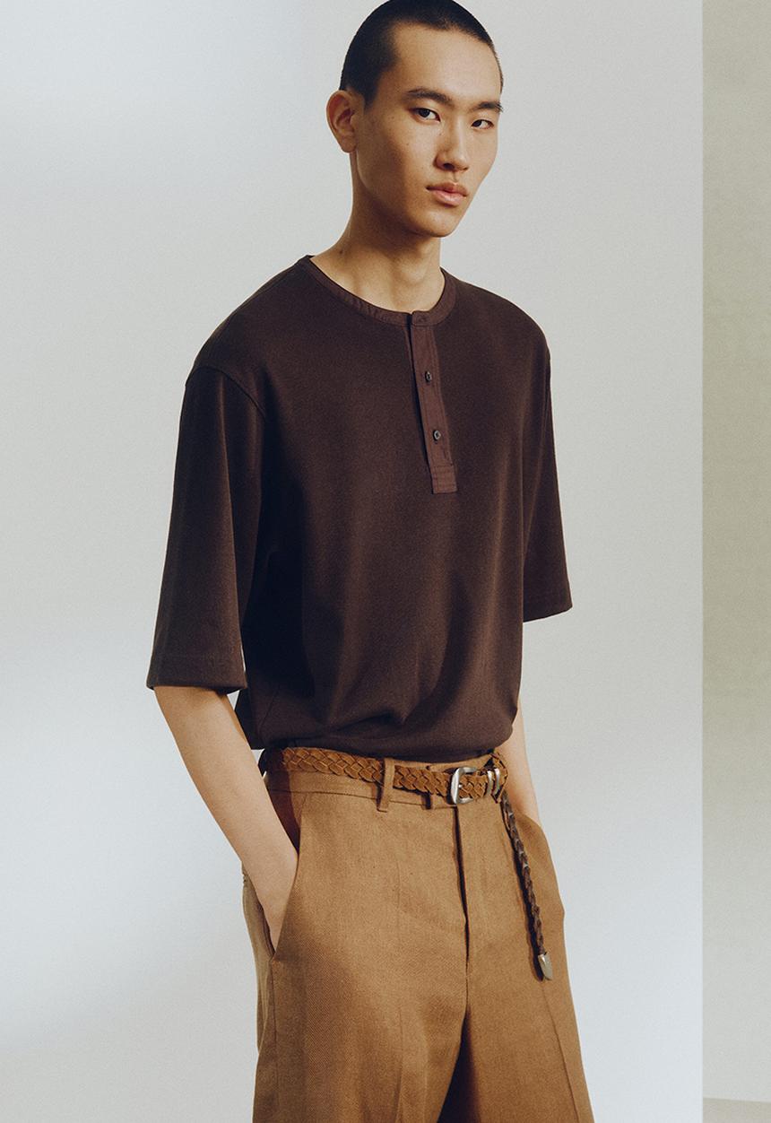 H&M - H&M Atelier: Loose fit linen-blend henley top - dark brown