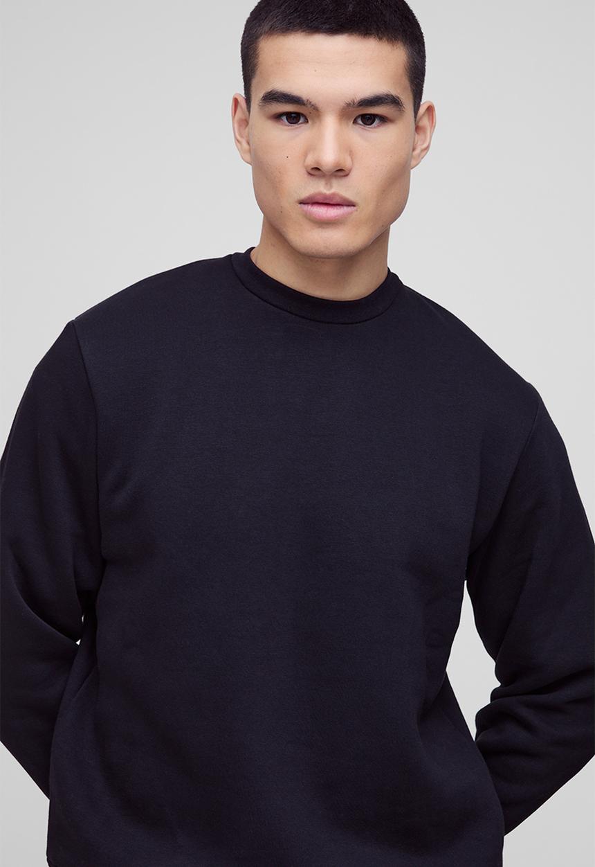 boohooMAN - Basic Regular Fit Crew Neck Sweatshirt - Black