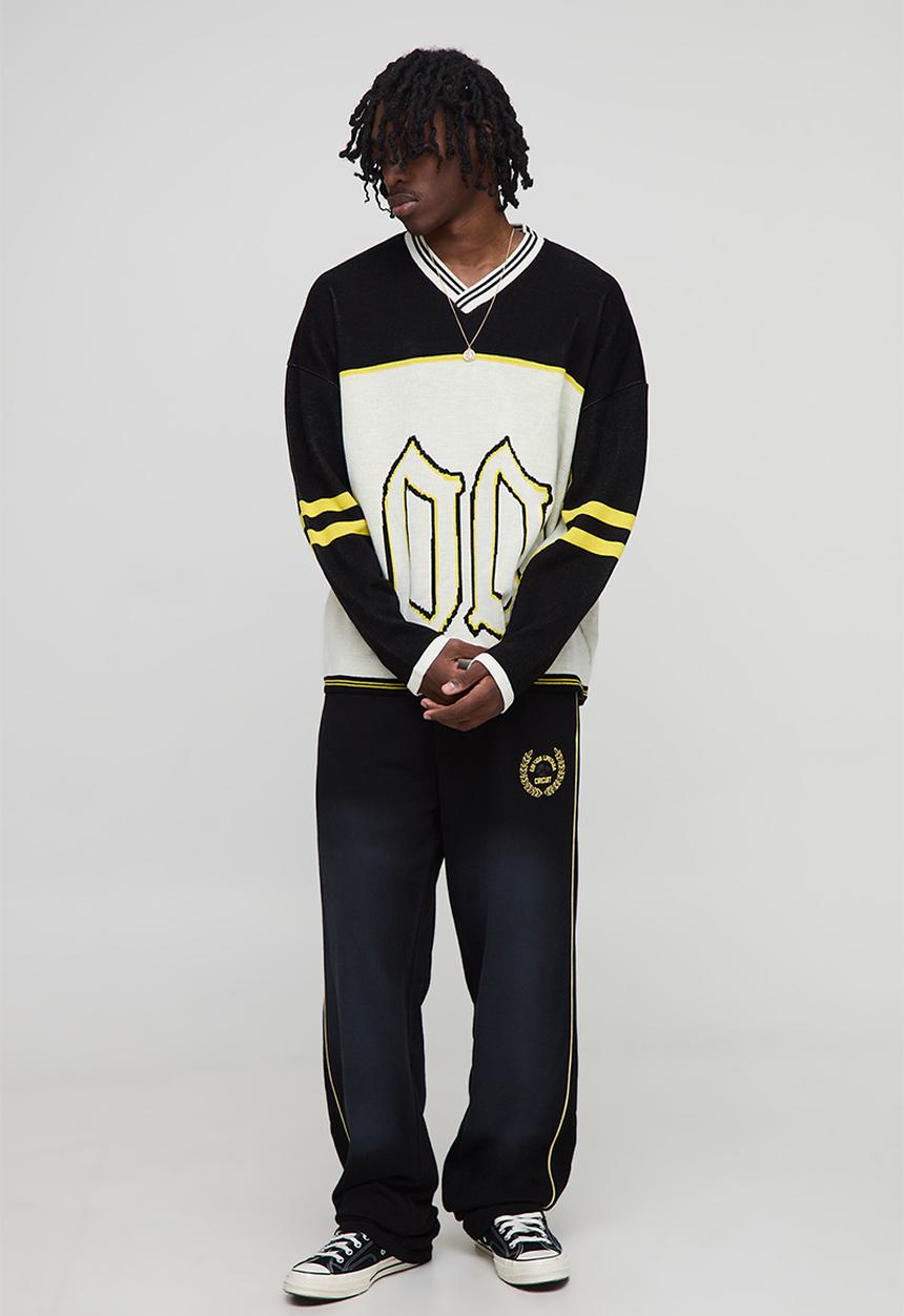 boohooMAN - Man Gothic Varsity Jacquard Knitted Hockey Sports Top - White
