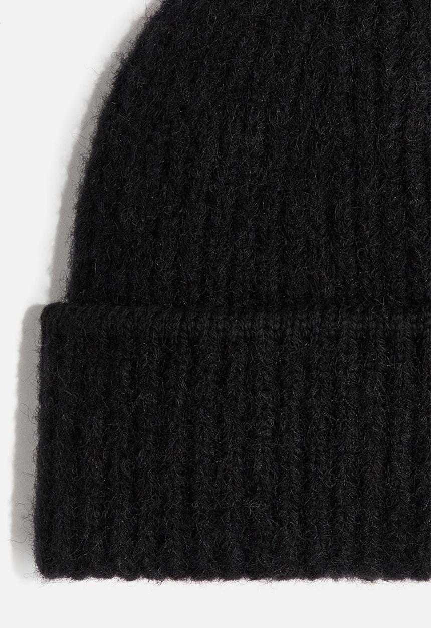 H&M - Soft-brushed beanie - black