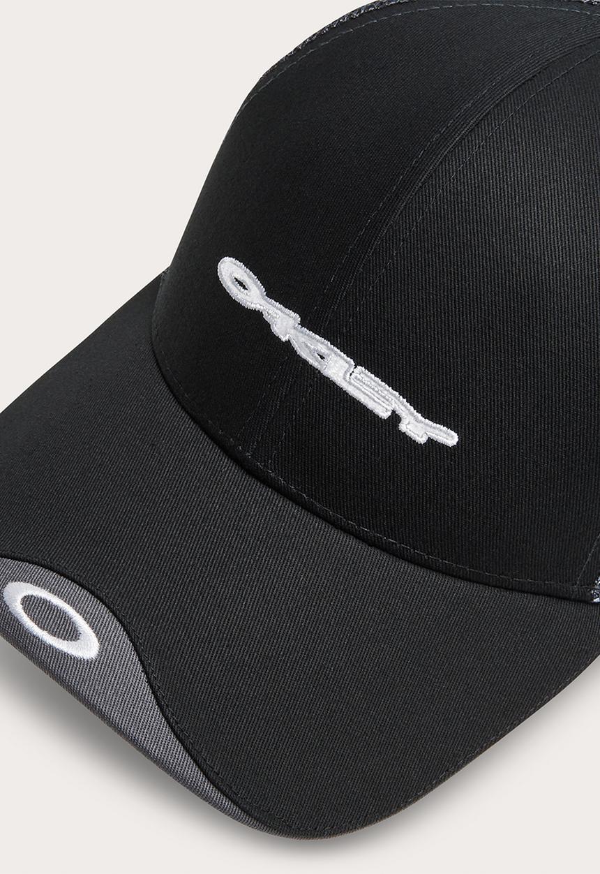 Oakley - Oakley Classic Trucker Hat - Black