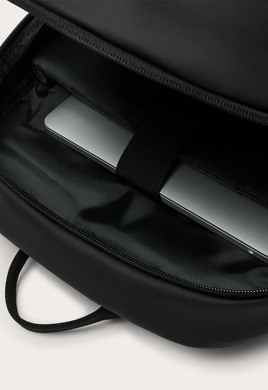 Oakley - Bts Oakley Backpack - Black
