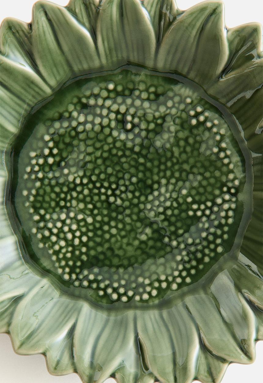 H&M - Sunflower-shaped mid plate - green