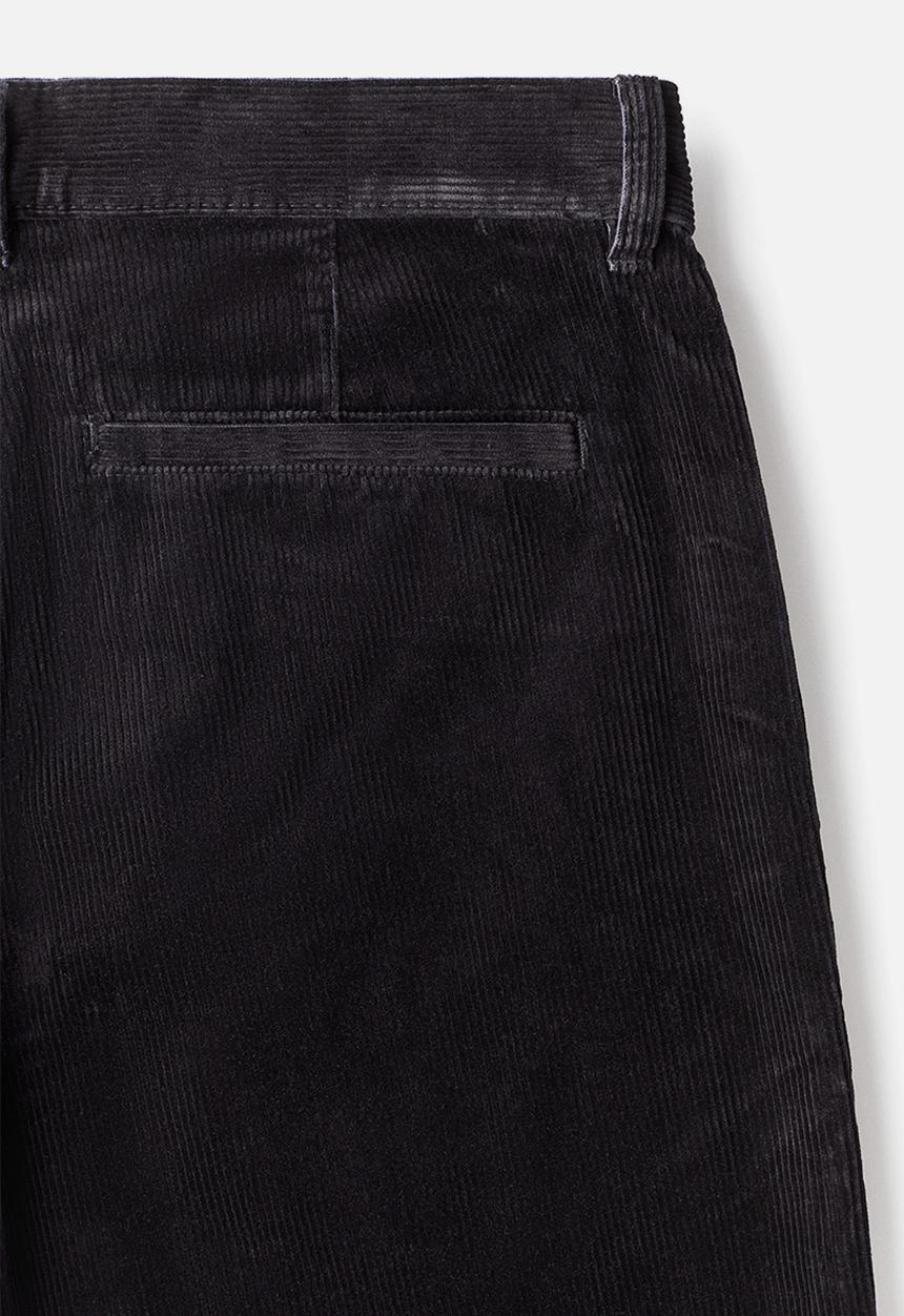 H&M - Relaxed fit corduroy trousers - black