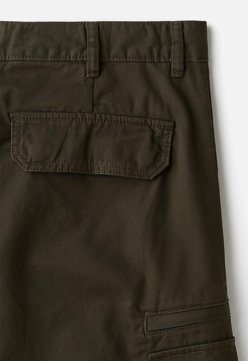 H&M - Regular fit twill cargo trousers - green