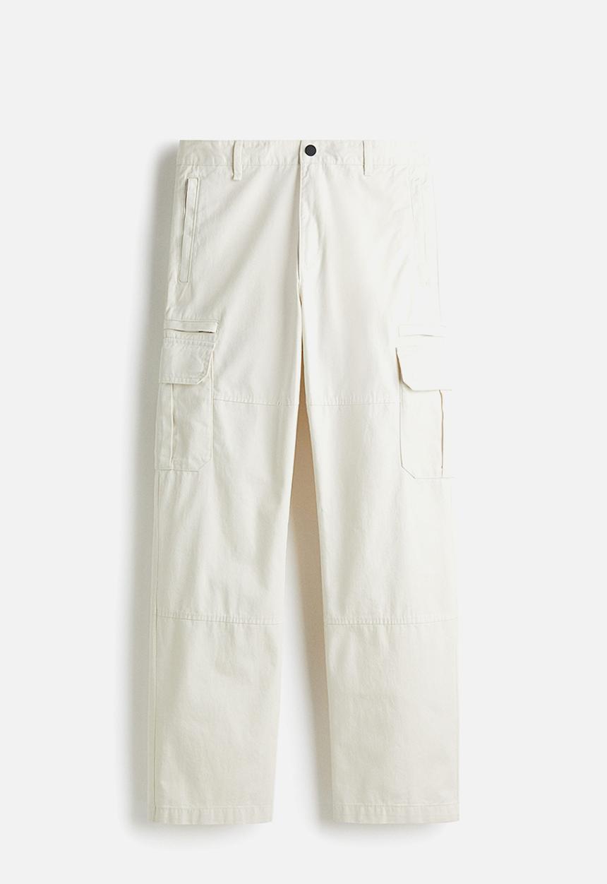 H&M - Regular fit twill cargo trousers - white