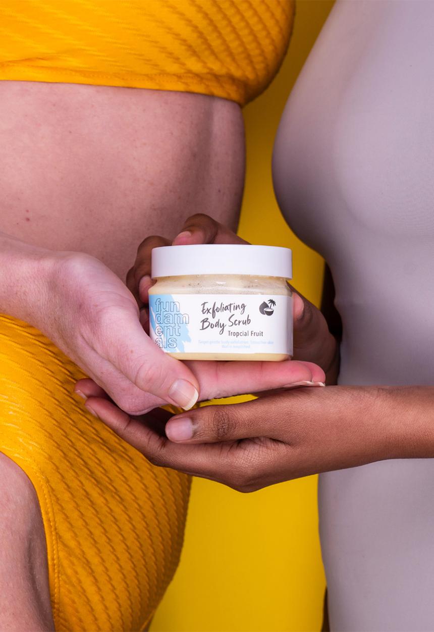 Fundamentals Skincare - Exfoliating Body Scrub - Tropical Fruit