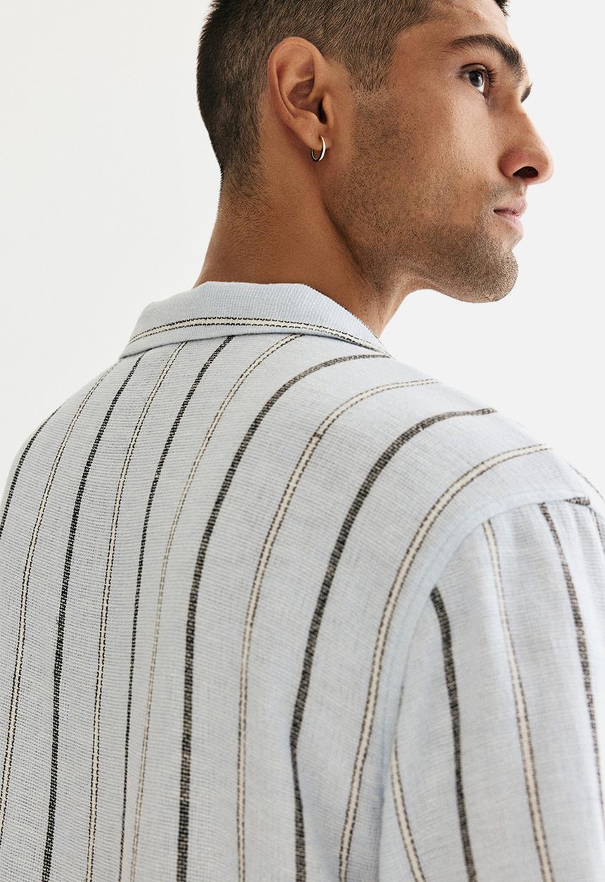 H&M - Regular fit linen-blend resort shirt - light blue/striped
