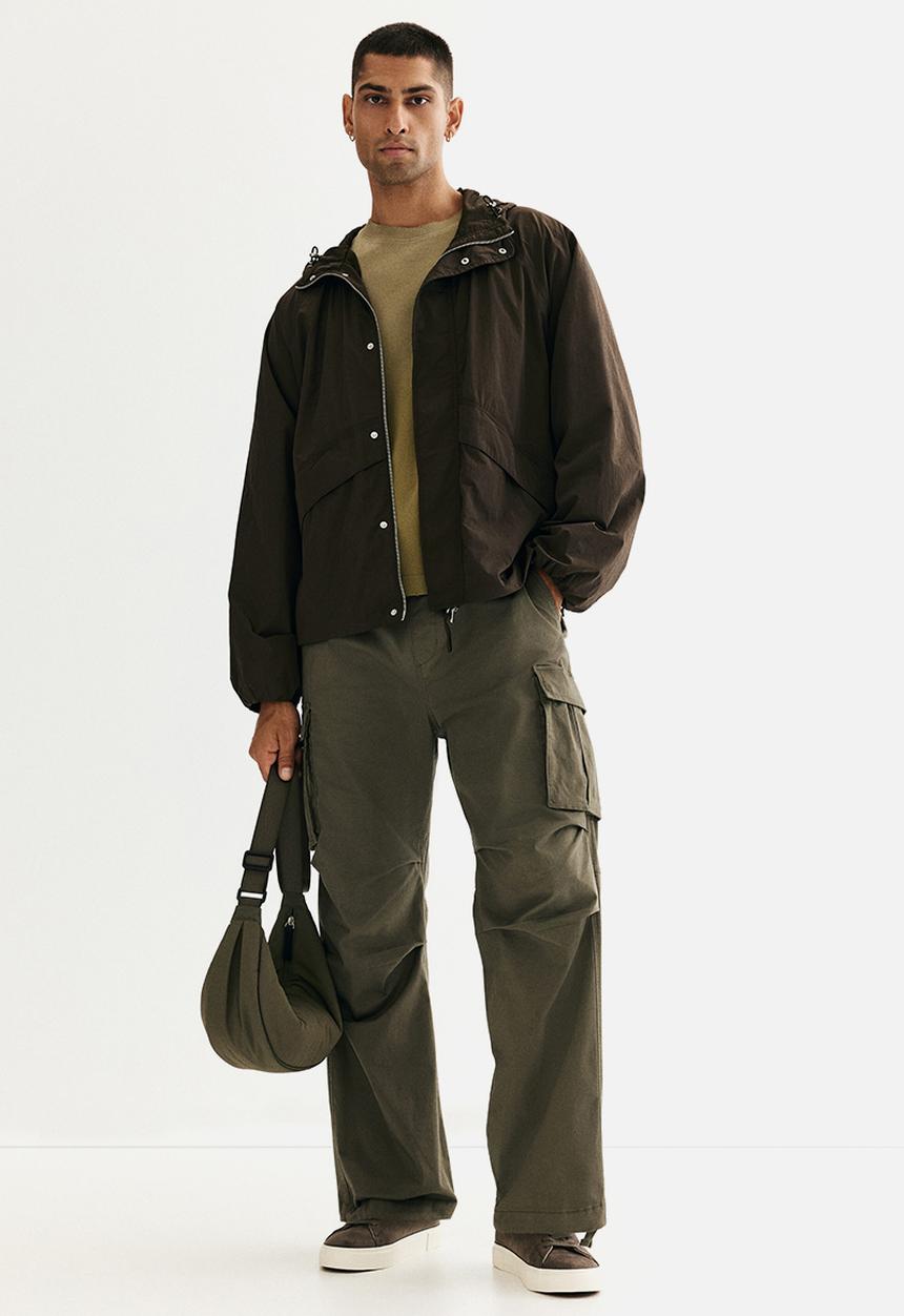 H&M - Loose fit nylon windbreaker - dark khaki green 
