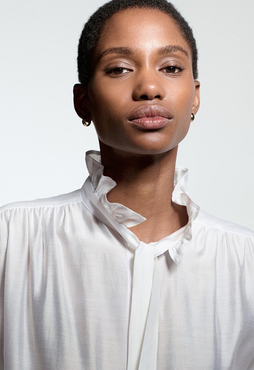 H&M - Bow-collar blouse - white