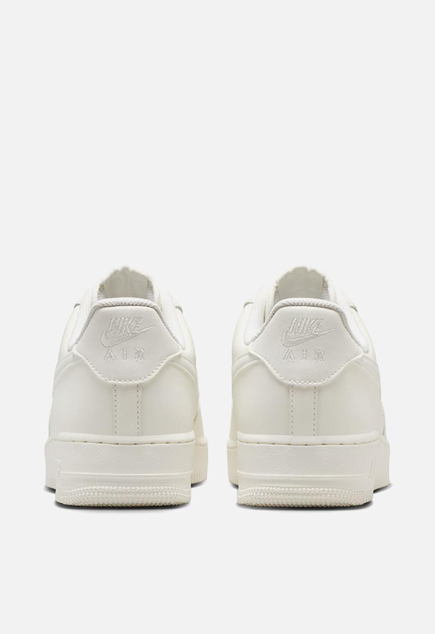 Nike - Nike Air Force 1 '07