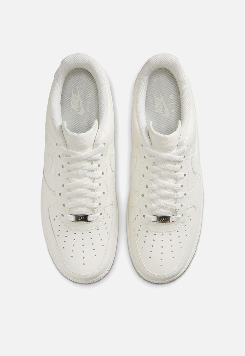 Nike - Nike Air Force 1 '07