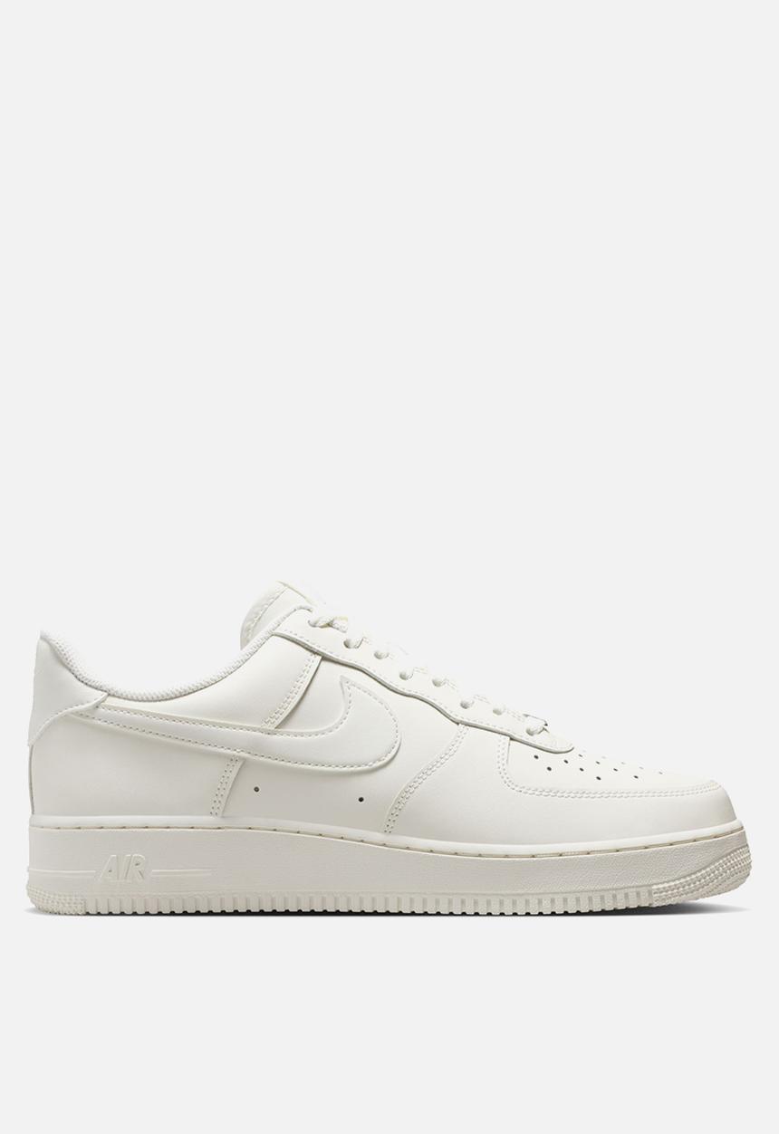 Nike - Nike Air Force 1 '07