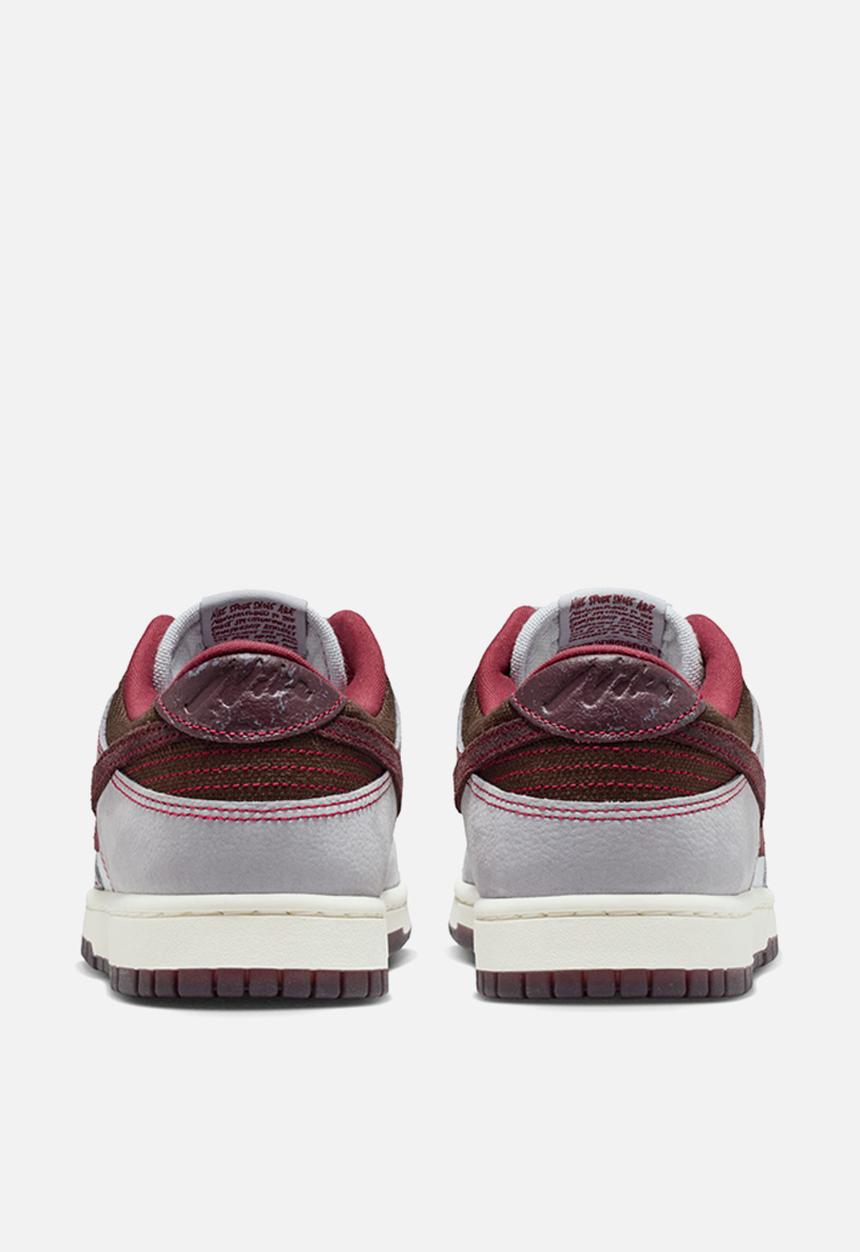 Nike - Nike Dunk Low Retro SE