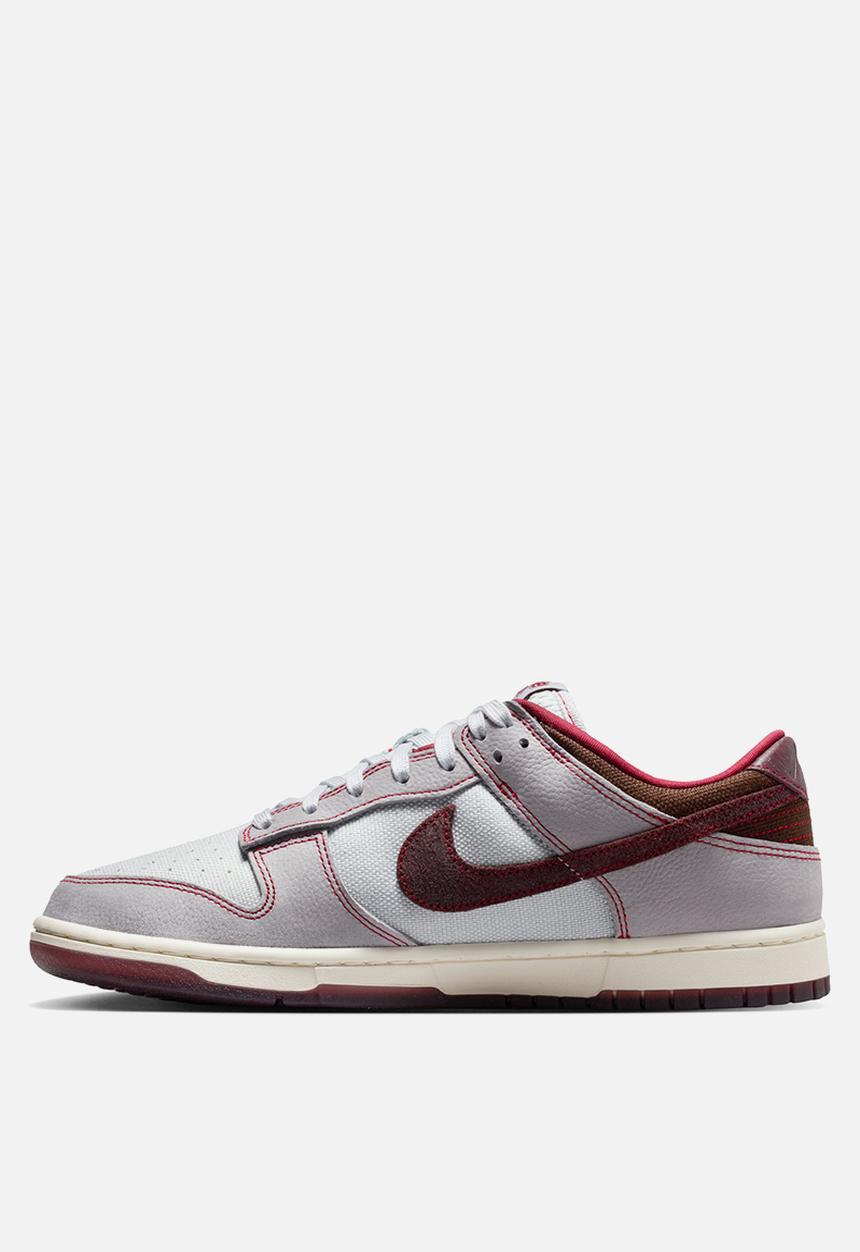 Nike - Nike Dunk Low Retro SE